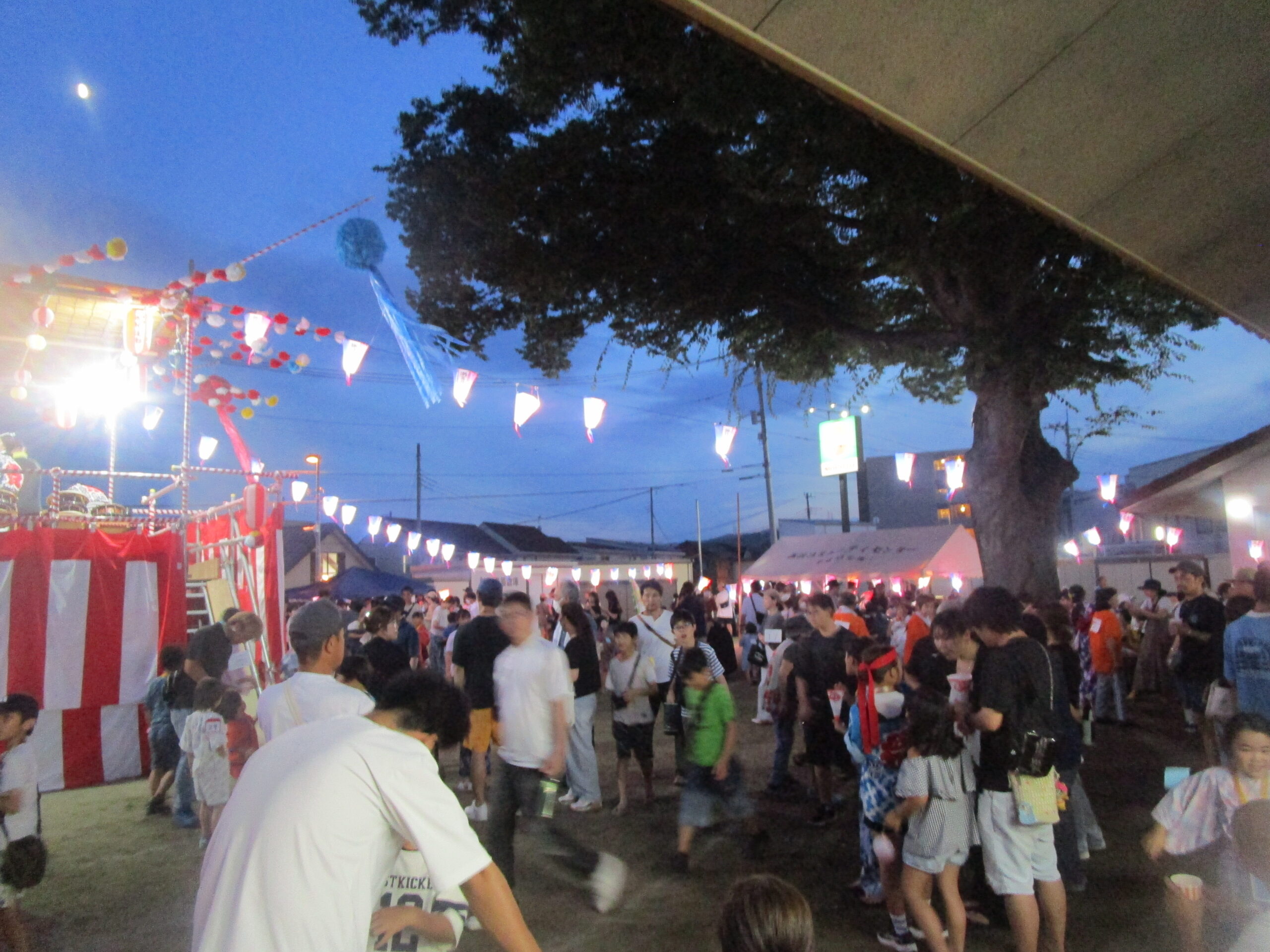 たくさんの方に踊りや屋台で楽しんでいただきました